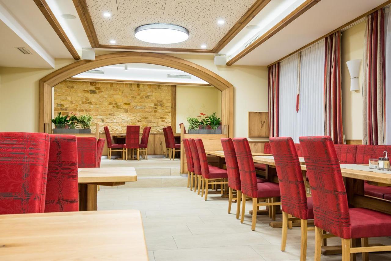 Hotel Freiensteinerhof Superior Sankt Peter-Freienstein المظهر الخارجي الصورة