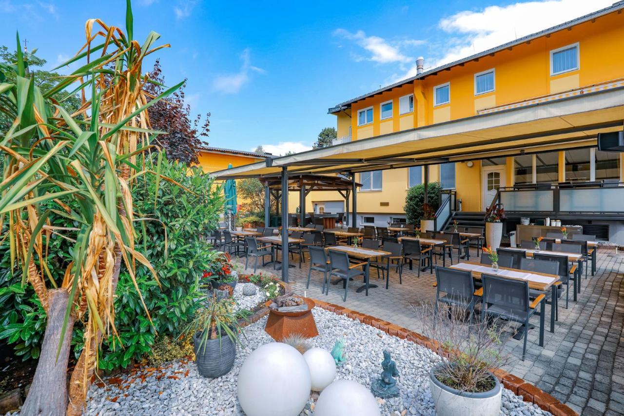 Hotel Freiensteinerhof Superior Sankt Peter-Freienstein المظهر الخارجي الصورة